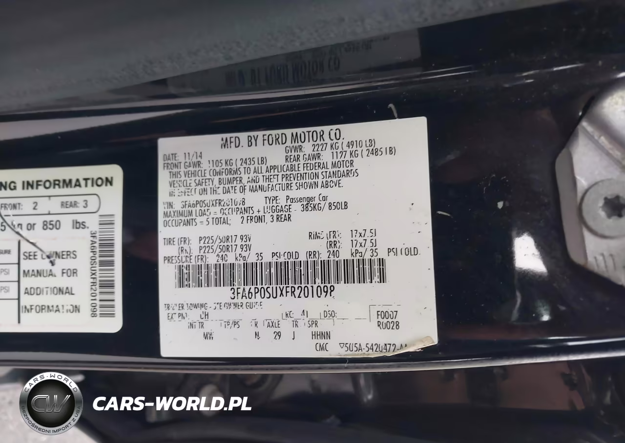 2015 Ford Fusion Energi Titanium VIN:3FA6P0SUXFR201098 - 9