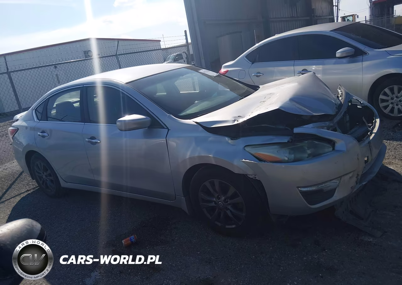 2015 Nissan Altima 2.5 S VIN:1N4AL3AP2FC568191 - 14