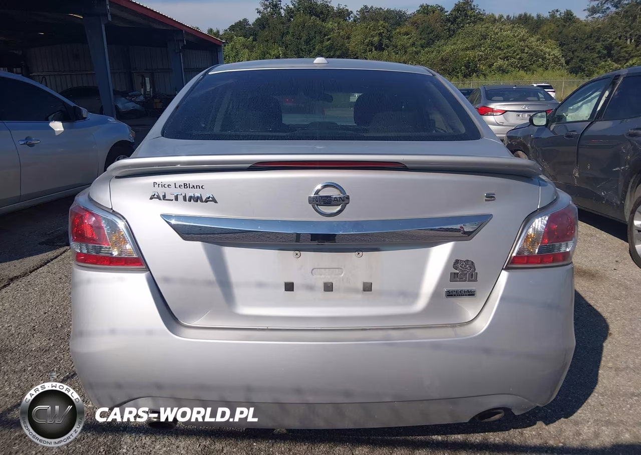 2015 Nissan Altima 2.5 S VIN:1N4AL3AP2FC568191 - 17