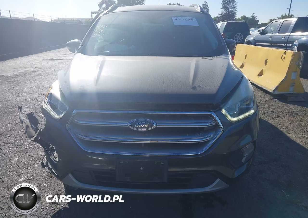 2017 Ford Escape Titanium VIN:1FMCU9J95HUB03899 - 12