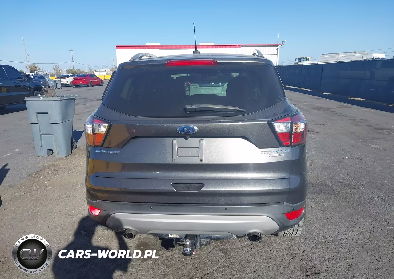 2017 Ford Escape Titanium VIN:1FMCU9J95HUB03899 - 16
