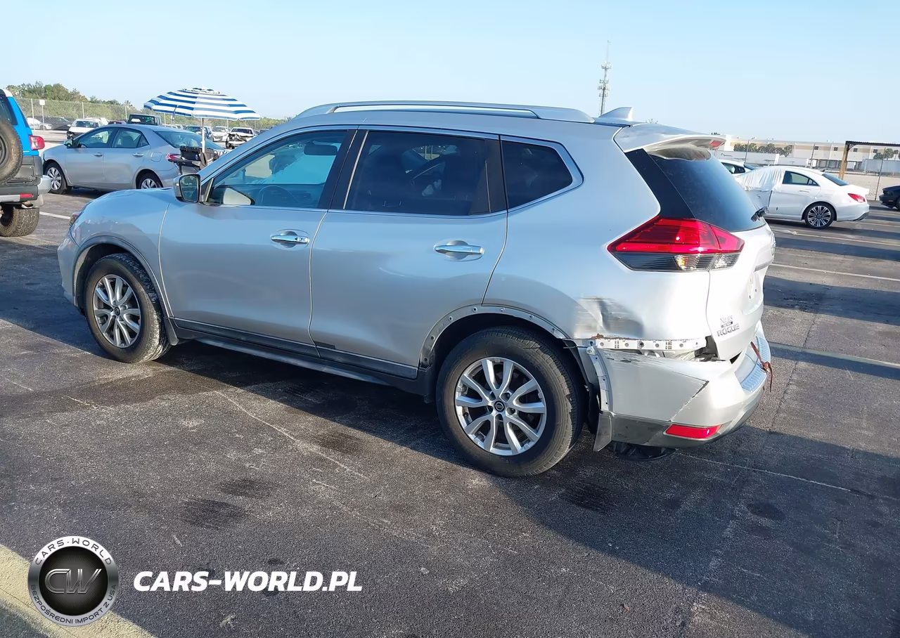 2017 Nissan Rogue Sv VIN:KNMAT2MT8HP596134 - 3