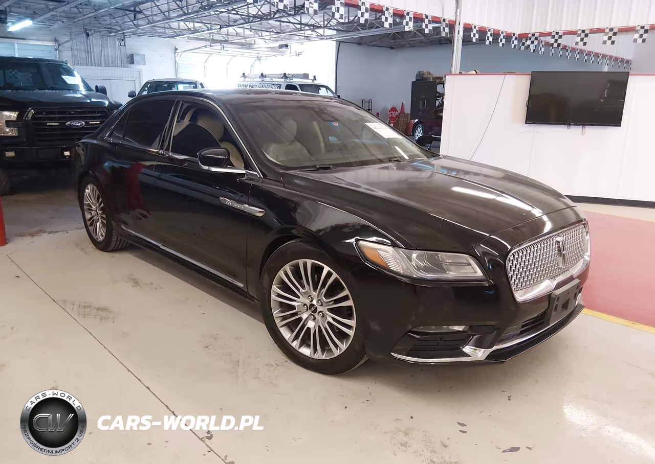 2017 Lincoln Continental – zdjęcie 1 z 16