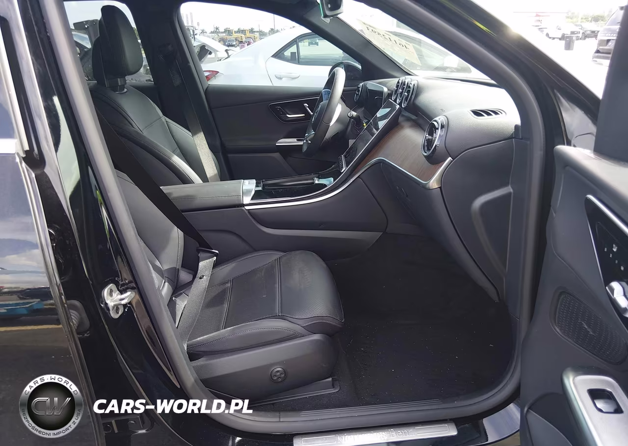 2026 Mercedes-Benz Glc 300 Suv VIN:W1NKM4GB6TF480390 - 5