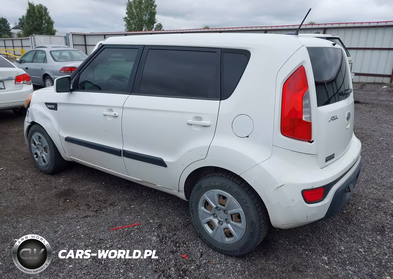 2012 Kia Soul VIN:KNDJT2A56C7447445 - 3