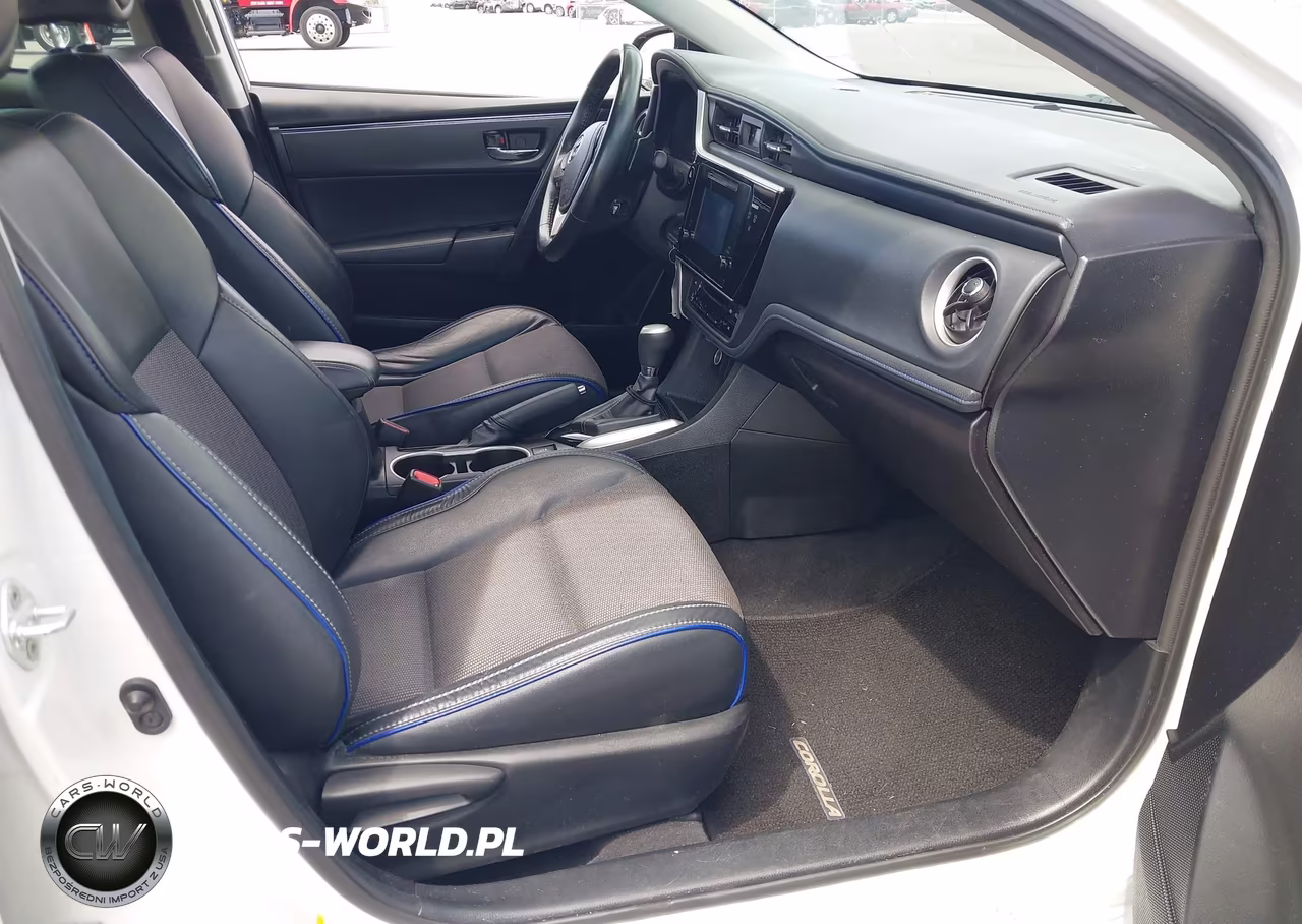 2017 Toyota Corolla Se VIN:5YFBURHE5HP594149 - 5