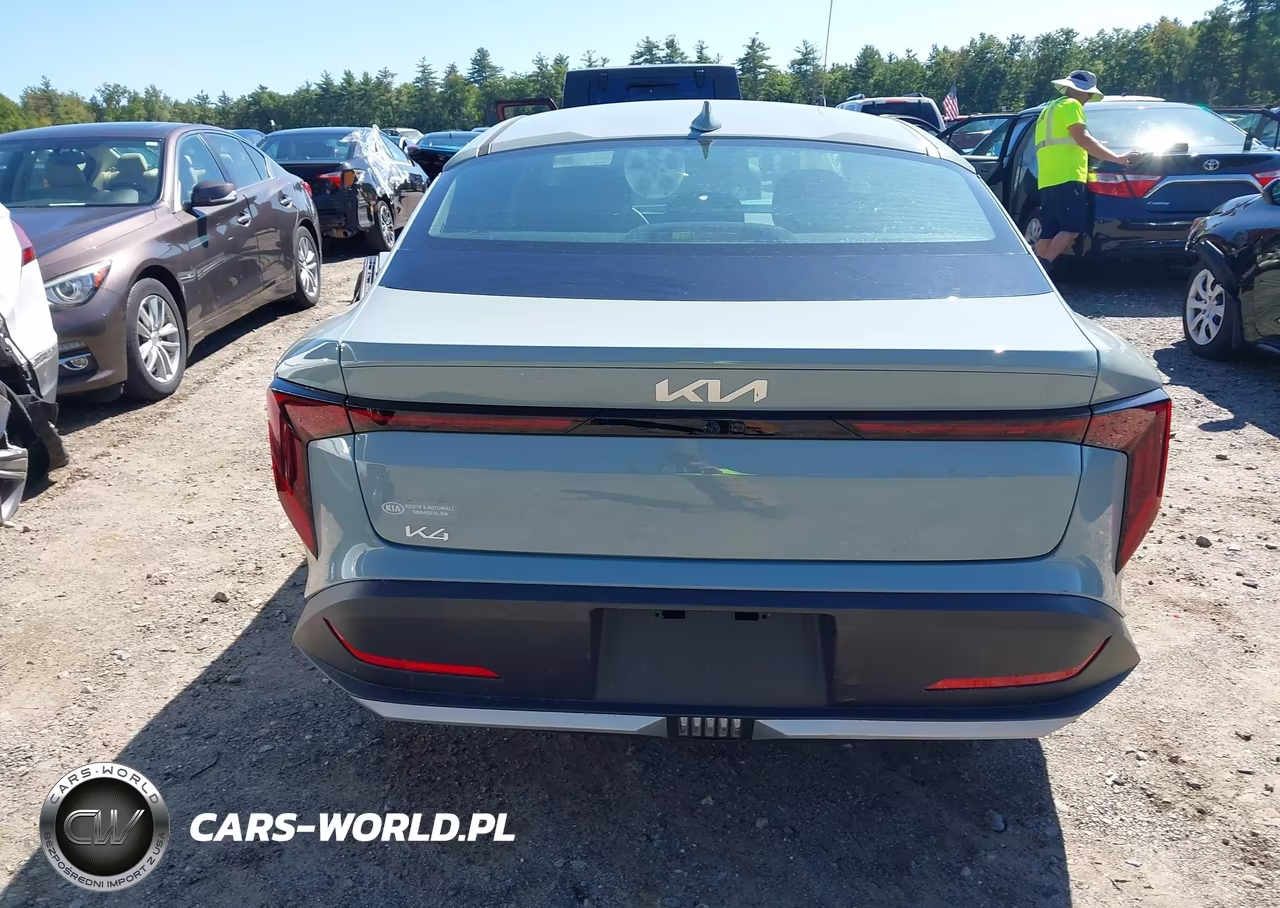 2025 Kia K4 Lxs VIN:3KPFT4DE3SE045541 - 17
