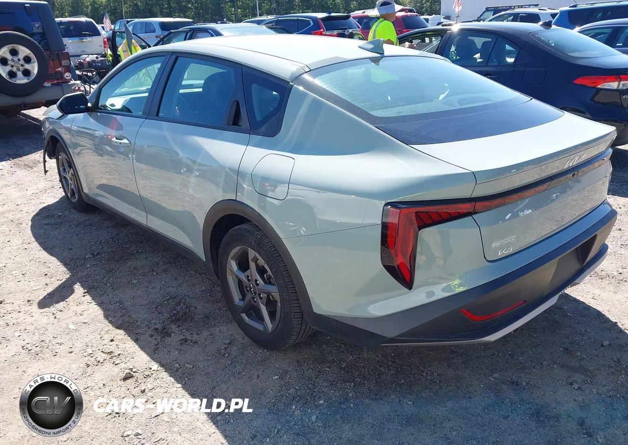 2025 Kia K4 Lxs VIN:3KPFT4DE3SE045541 - 3