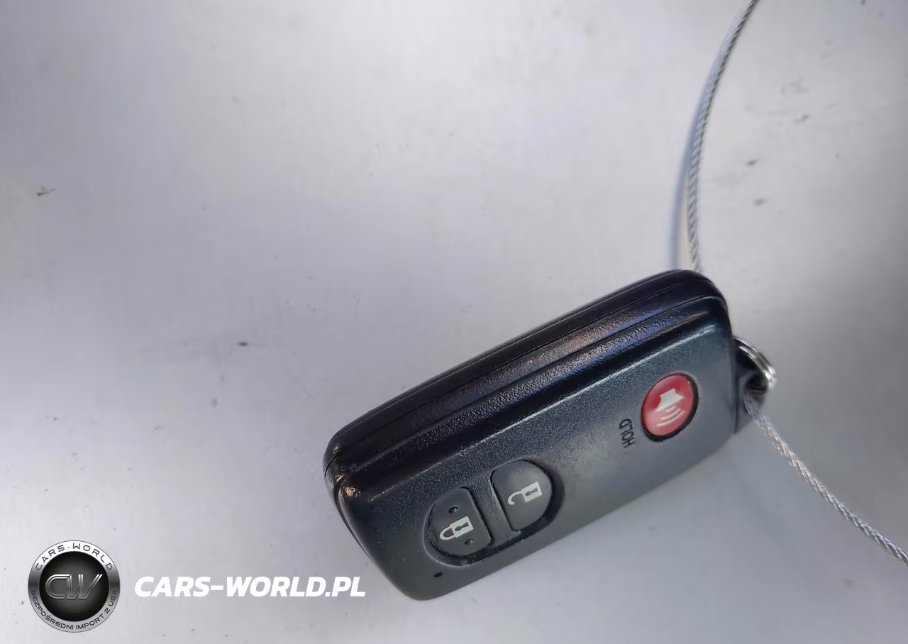 2014 Toyota Prius Two VIN:JTDKN3DU7E1770013 - 11