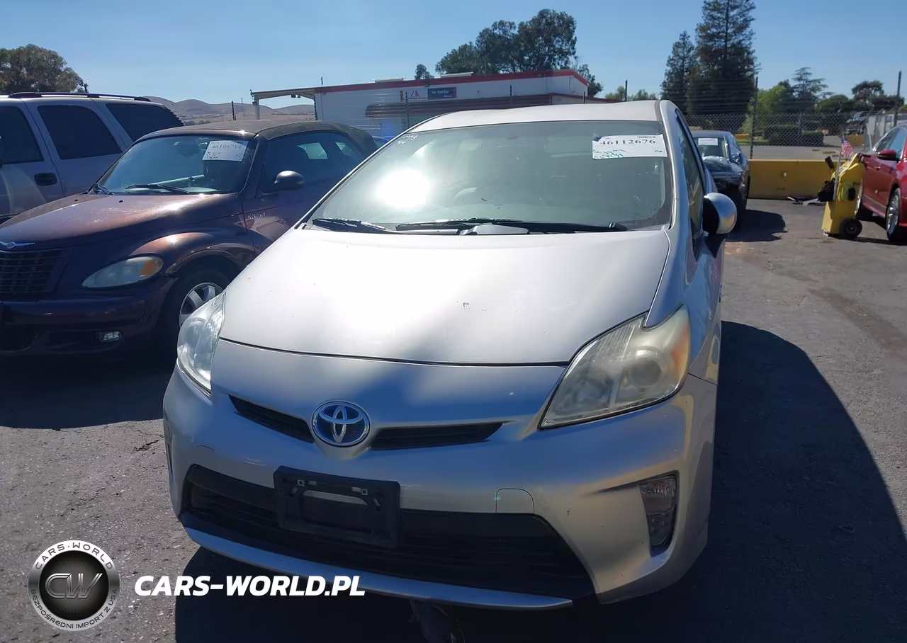 2014 Toyota Prius Two VIN:JTDKN3DU7E1770013 - 6