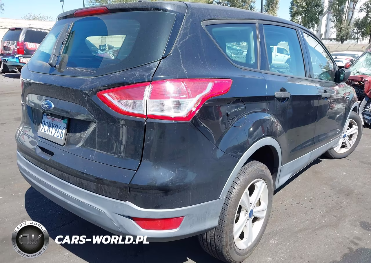 2016 Ford Escape S VIN:1FMCU0F78GUA39665 - 4