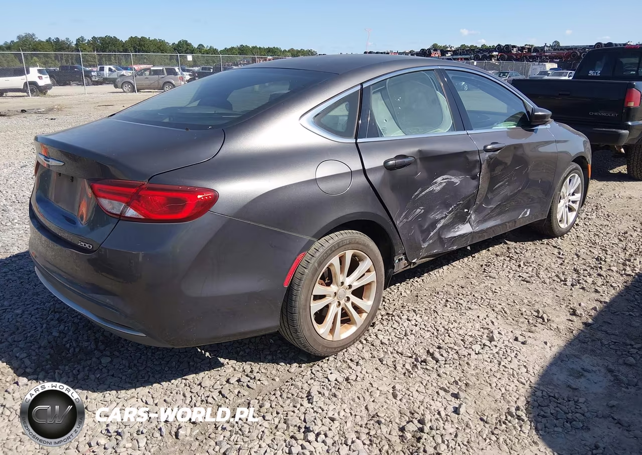 2015 Chrysler 200 Limited VIN:1C3CCCAB6FN586001 - 4