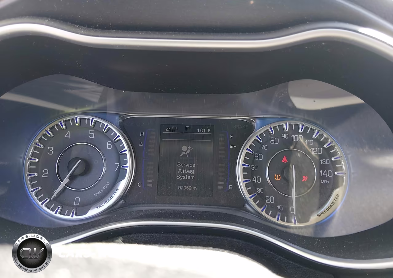 2015 Chrysler 200 Limited VIN:1C3CCCAB6FN586001 - 7