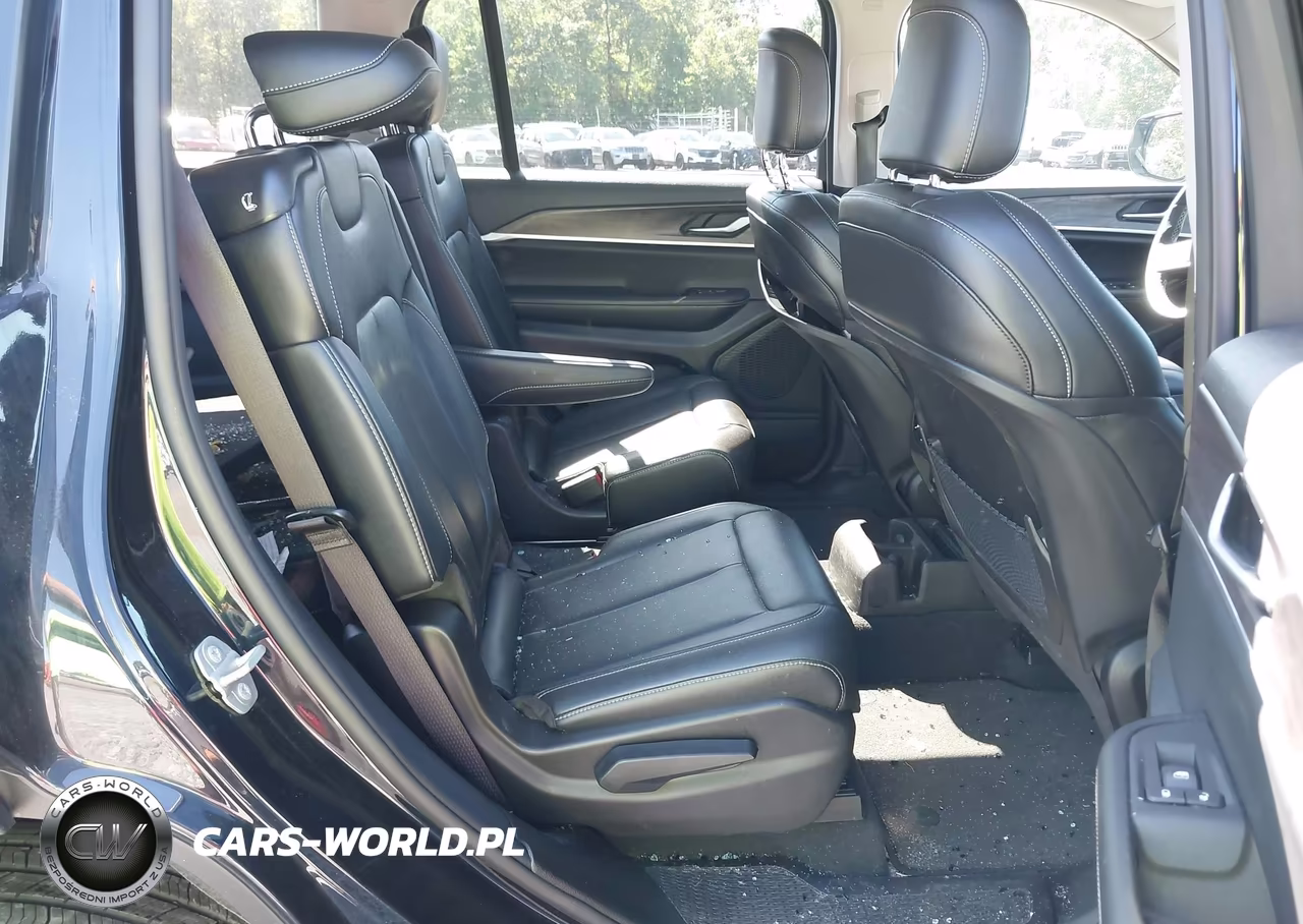 2023 Jeep Grand Cherokee L Limited 4X4 VIN:1C4RJKBG7P8853890 - 8