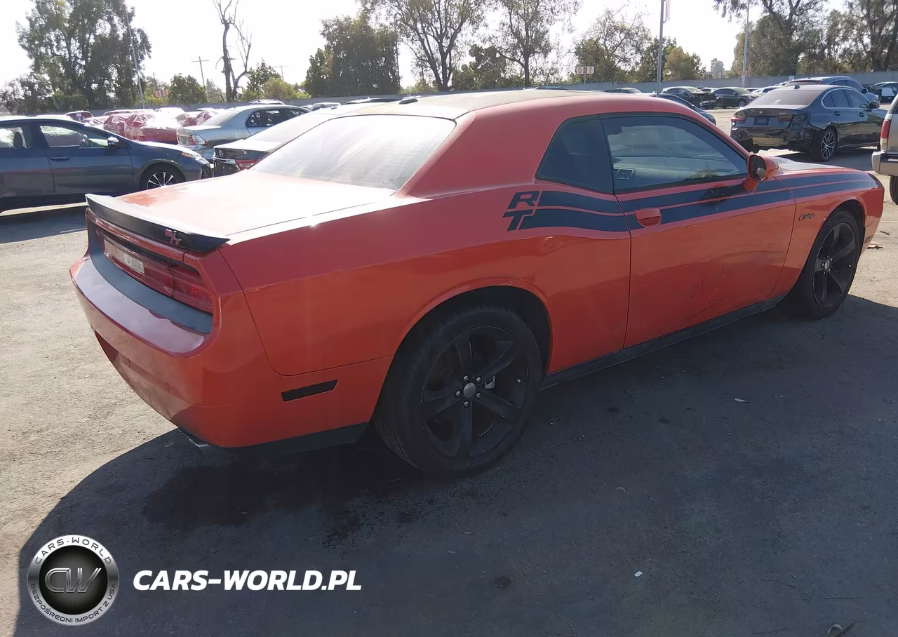 2013 Dodge Challenger R-T Classic VIN:2C3CDYBT7DH733580 - 4