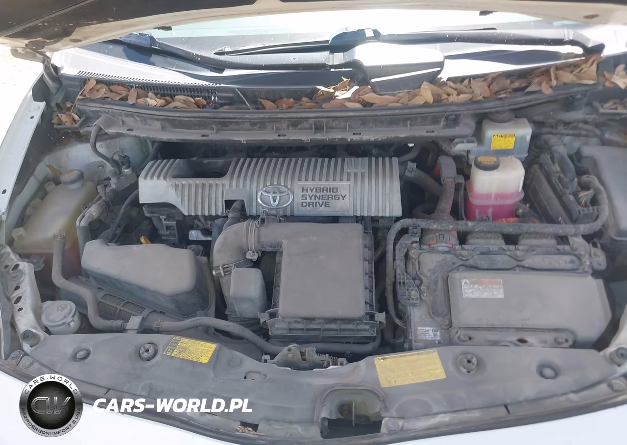 2013 Toyota Prius Two VIN:JTDKN3DU2D1720831 - 10