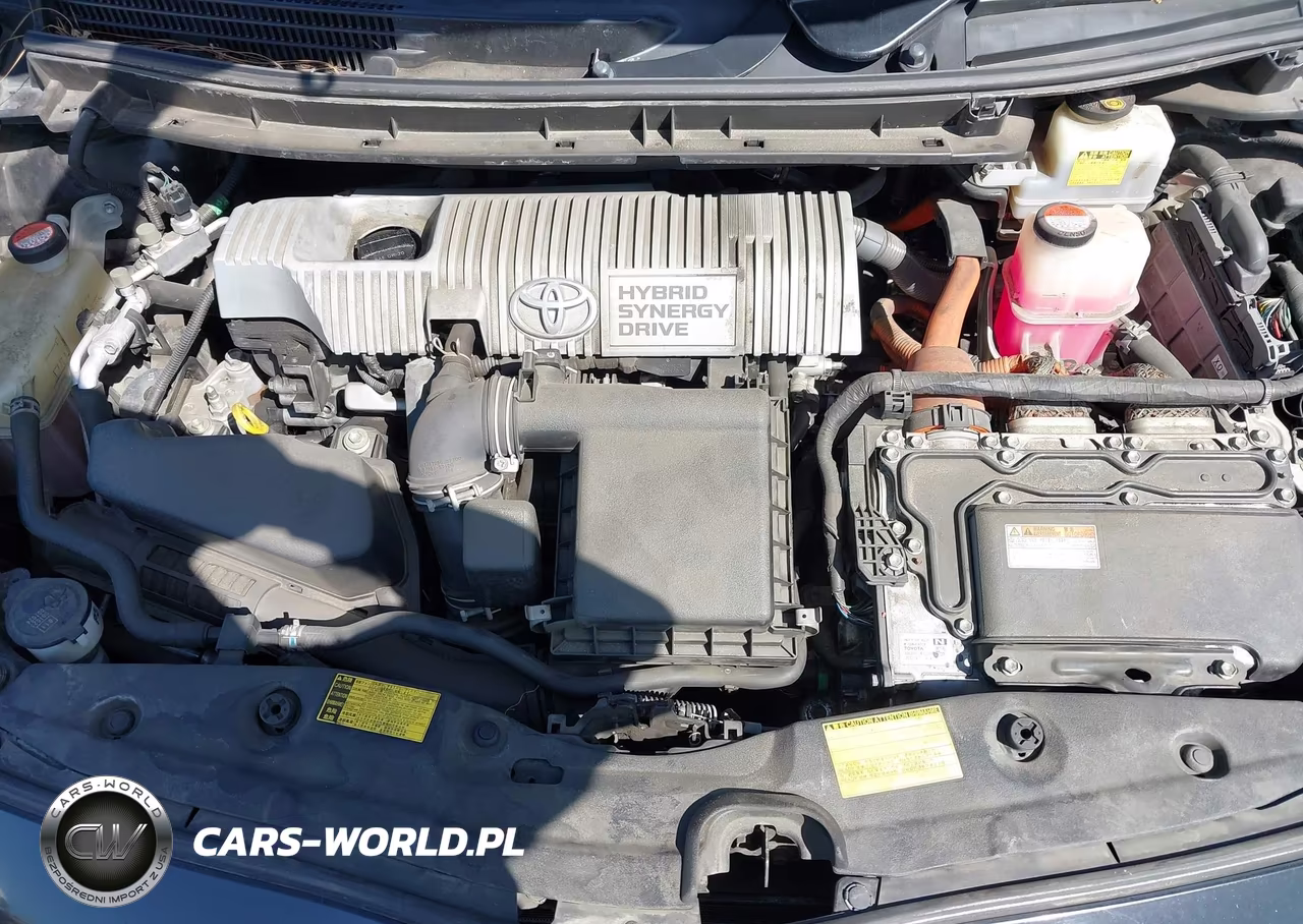 2015 Toyota Prius Two VIN:JTDKN3DU1F0410002 - 10