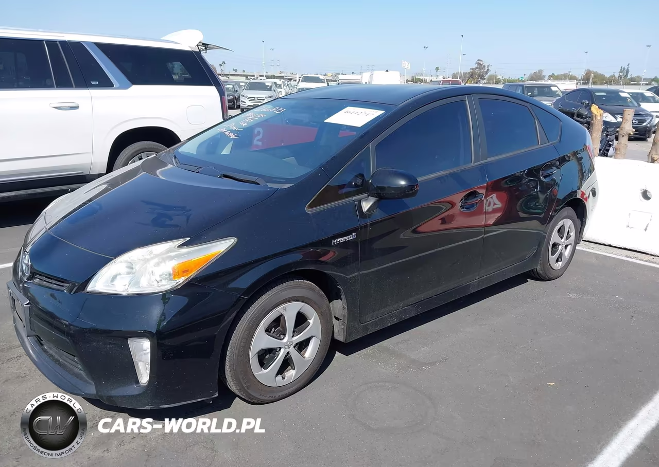 2015 Toyota Prius Two VIN:JTDKN3DU1F0410002 - 2