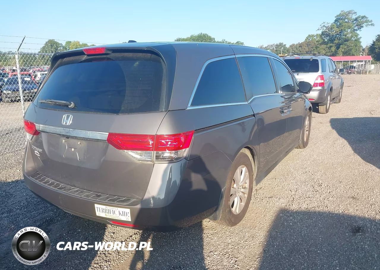 2015 Honda Odyssey Ex-L VIN:5FNRL5H61FB118346 - 4