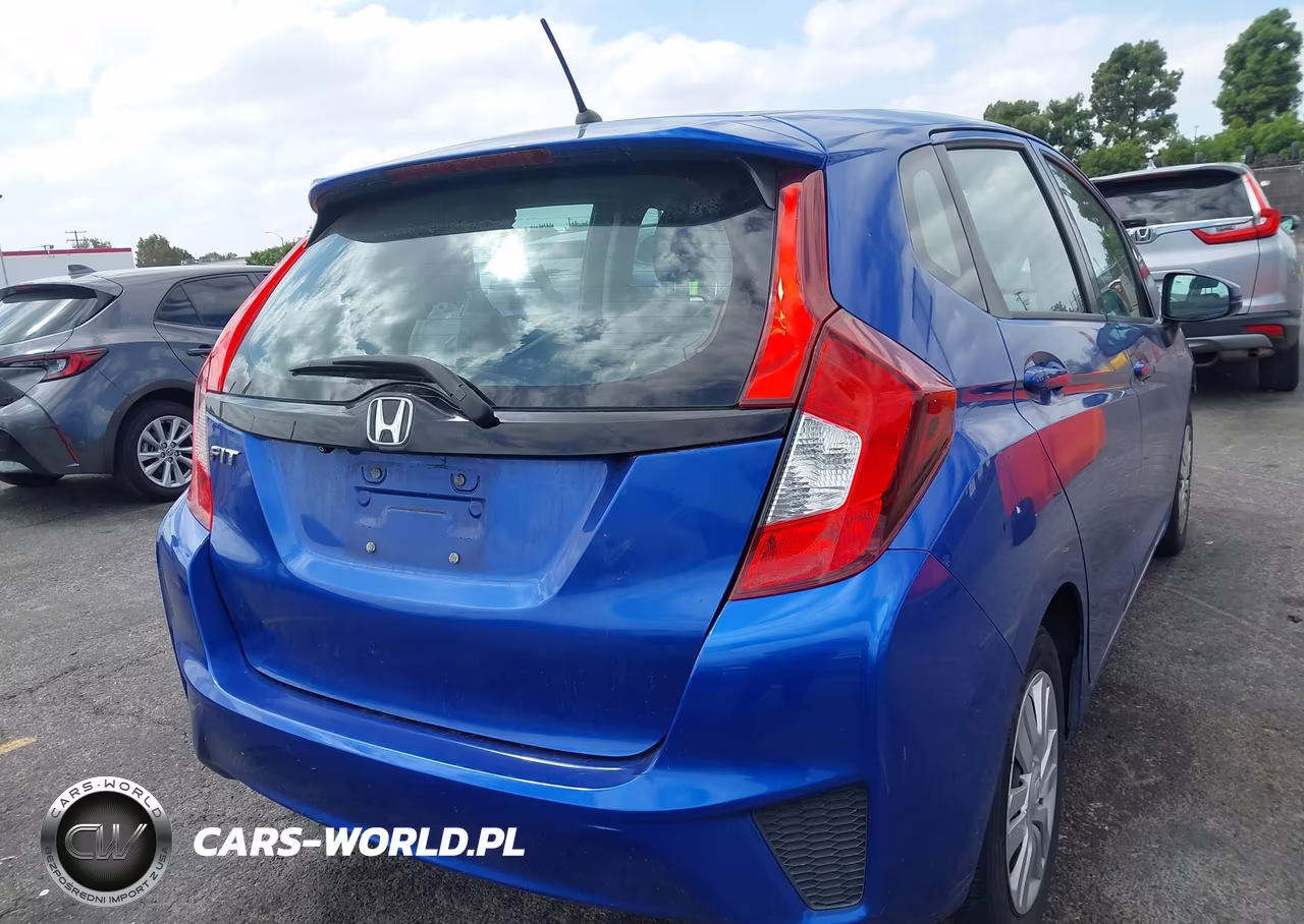 2015 Honda Fit Lx VIN:3HGGK5H53FM711608 - 4