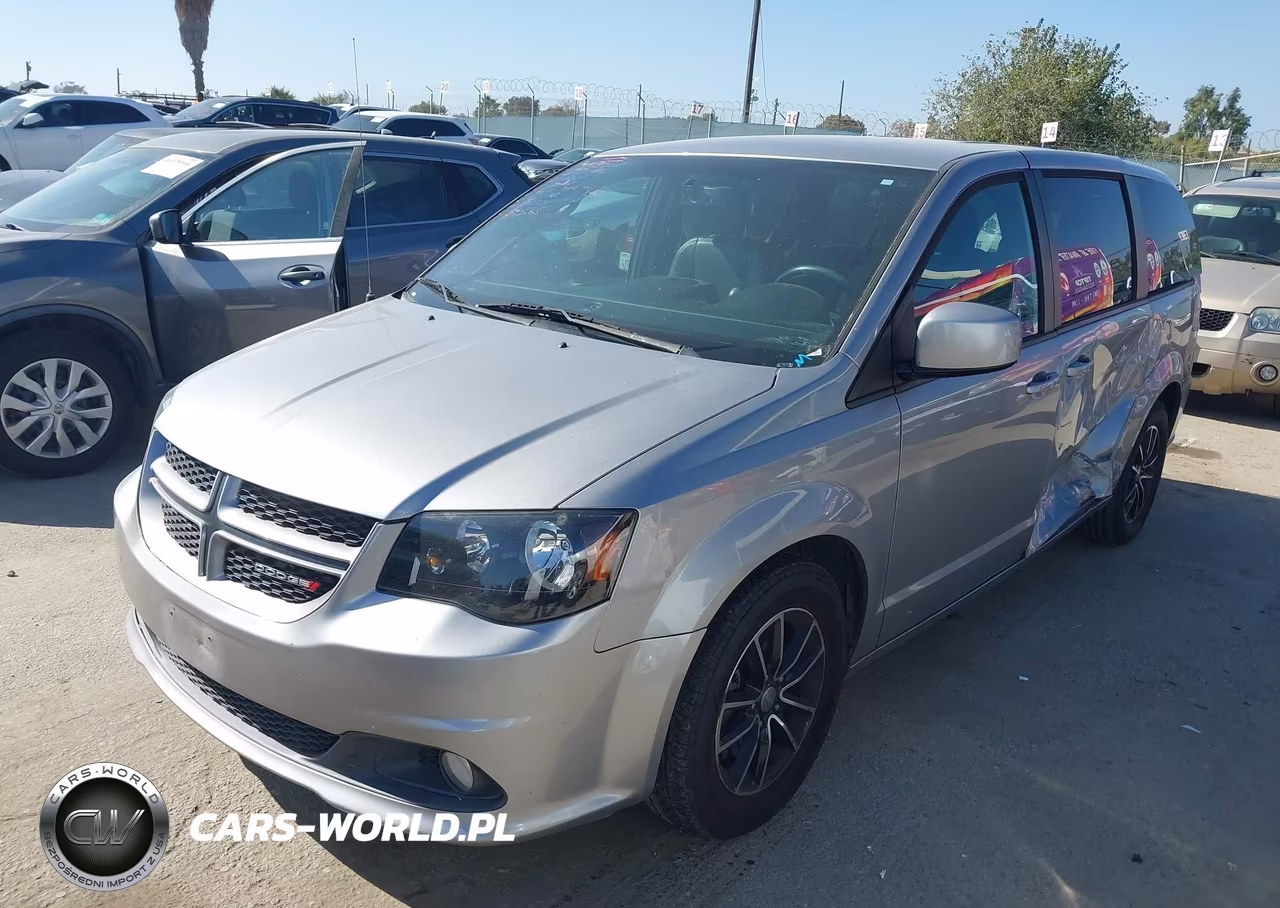 2018 Dodge Grand Caravan Gt VIN:2C4RDGEG1JR145646 - 2
