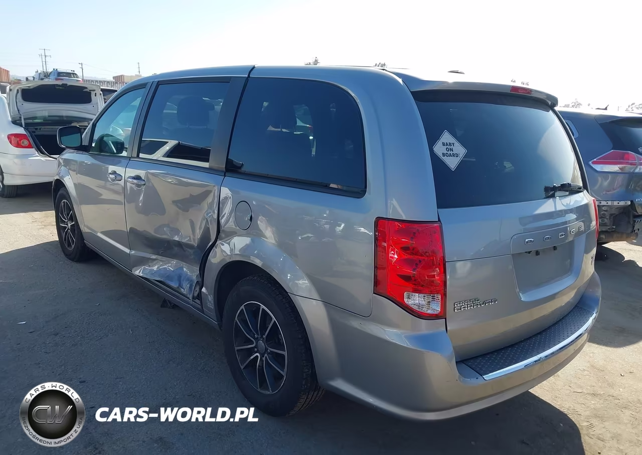 2018 Dodge Grand Caravan Gt VIN:2C4RDGEG1JR145646 - 3