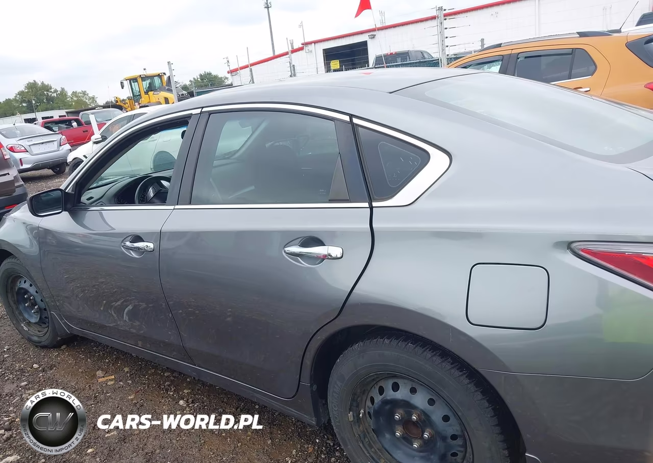 2015 Nissan Altima 2.5 S VIN:1N4AL3AP4FC414193 - 14