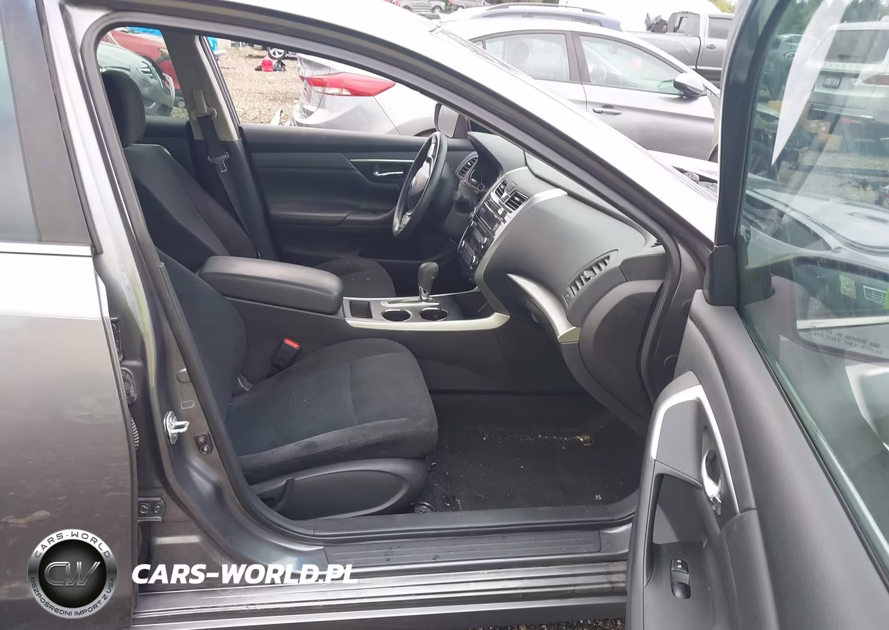 2015 Nissan Altima 2.5 S VIN:1N4AL3AP4FC414193 - 5