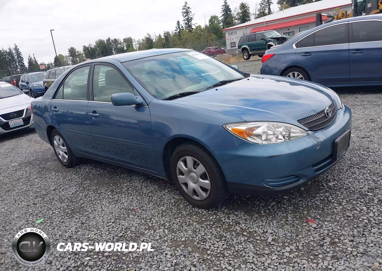 2003 Toyota Camry Le – zdjęcie 1 z 18