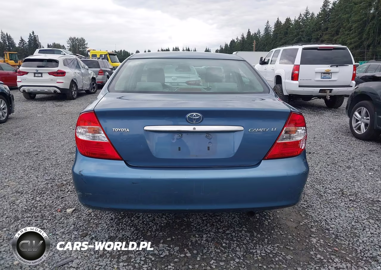 2003 Toyota Camry Le VIN:4T1BE32K03U746225 - 16