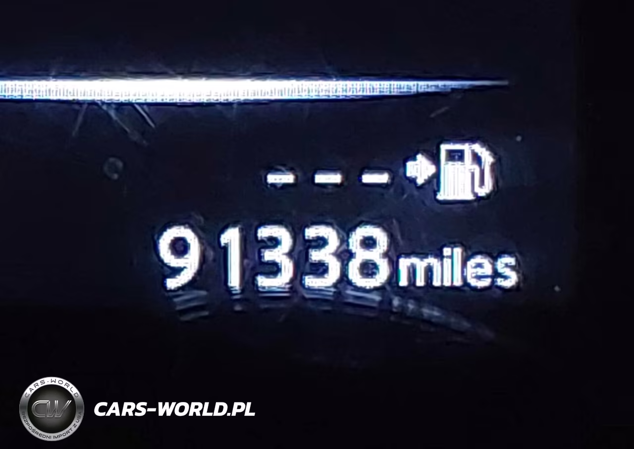 2018 Nissan Rogue Sport S VIN:JN1BJ1CR7JW257051 - 16