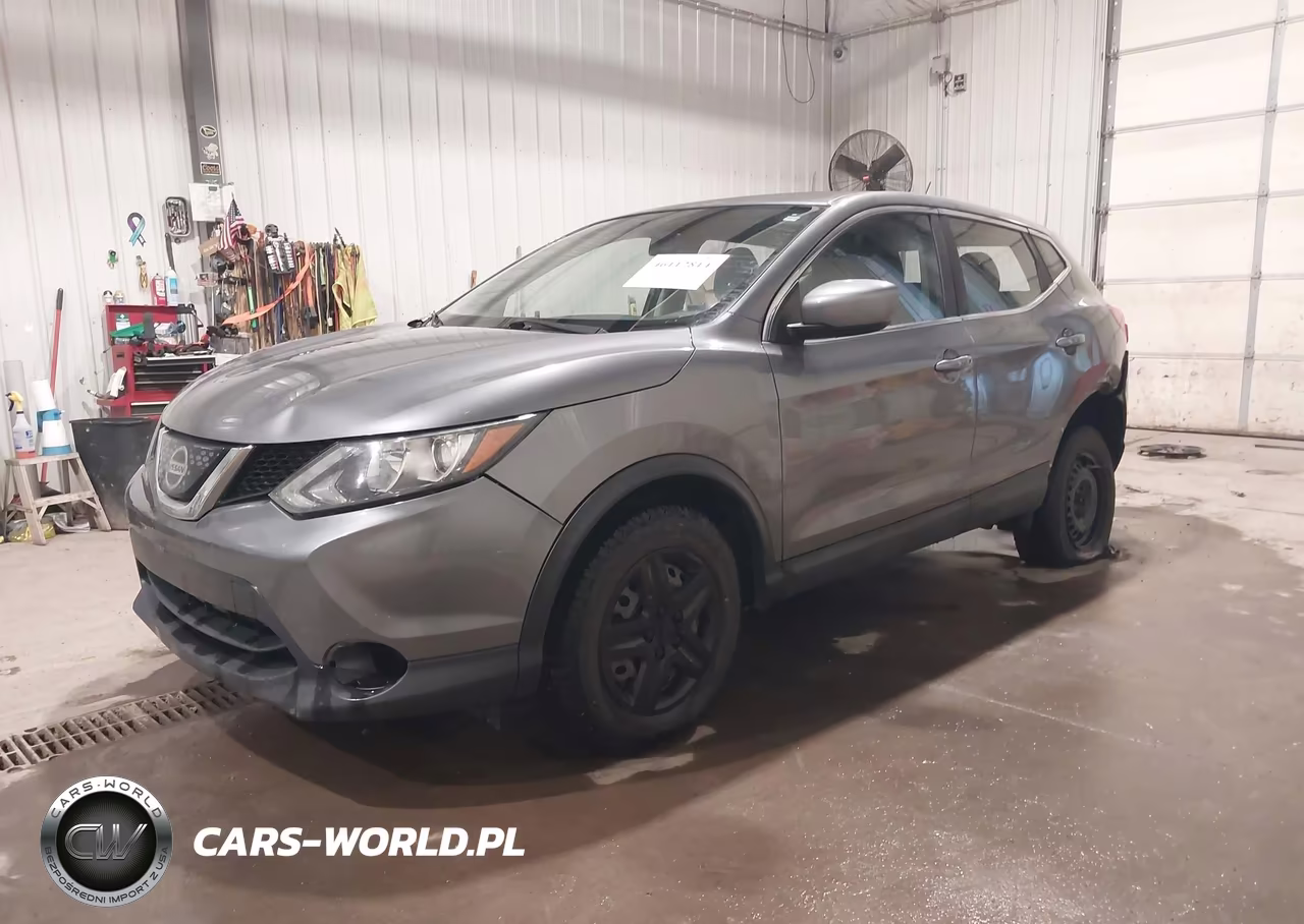 2018 Nissan Rogue Sport S VIN:JN1BJ1CR7JW257051 - 2
