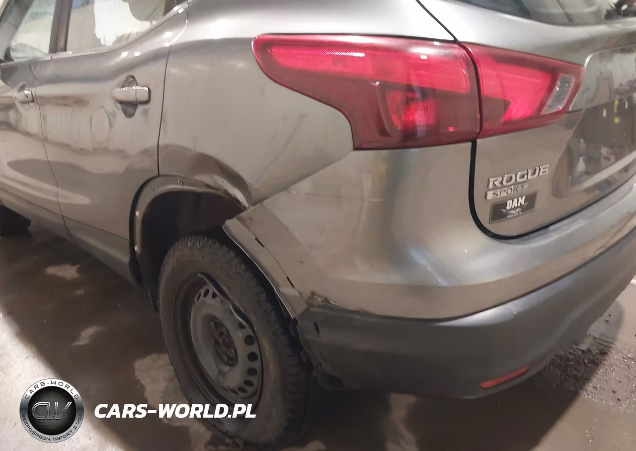 2018 Nissan Rogue Sport S VIN:JN1BJ1CR7JW257051 - 6