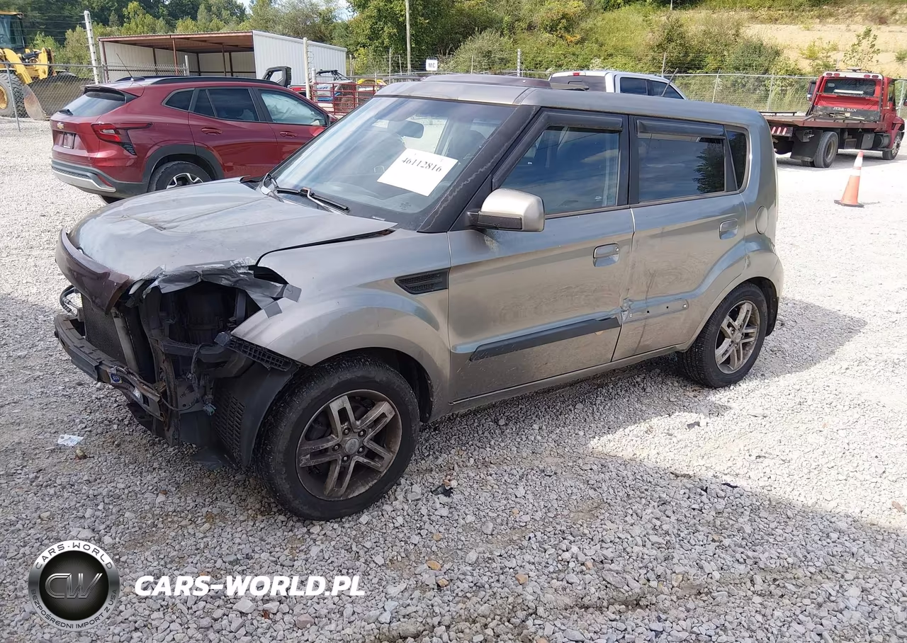 2010 Kia Soul + VIN:KNDJT2A22A7082863 - 2