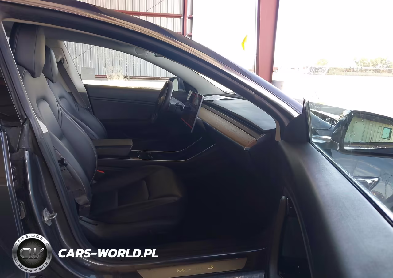 2018 Tesla Model 3 Long Range-Performance VIN:5YJ3E1EB3JF114088 - 5