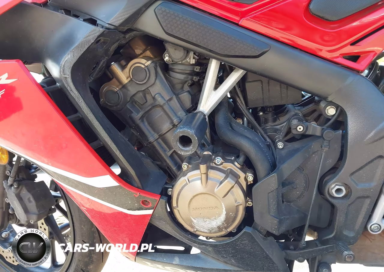 2018 Honda Cbr650 F VIN:MLHRC7403J5400184 - 9