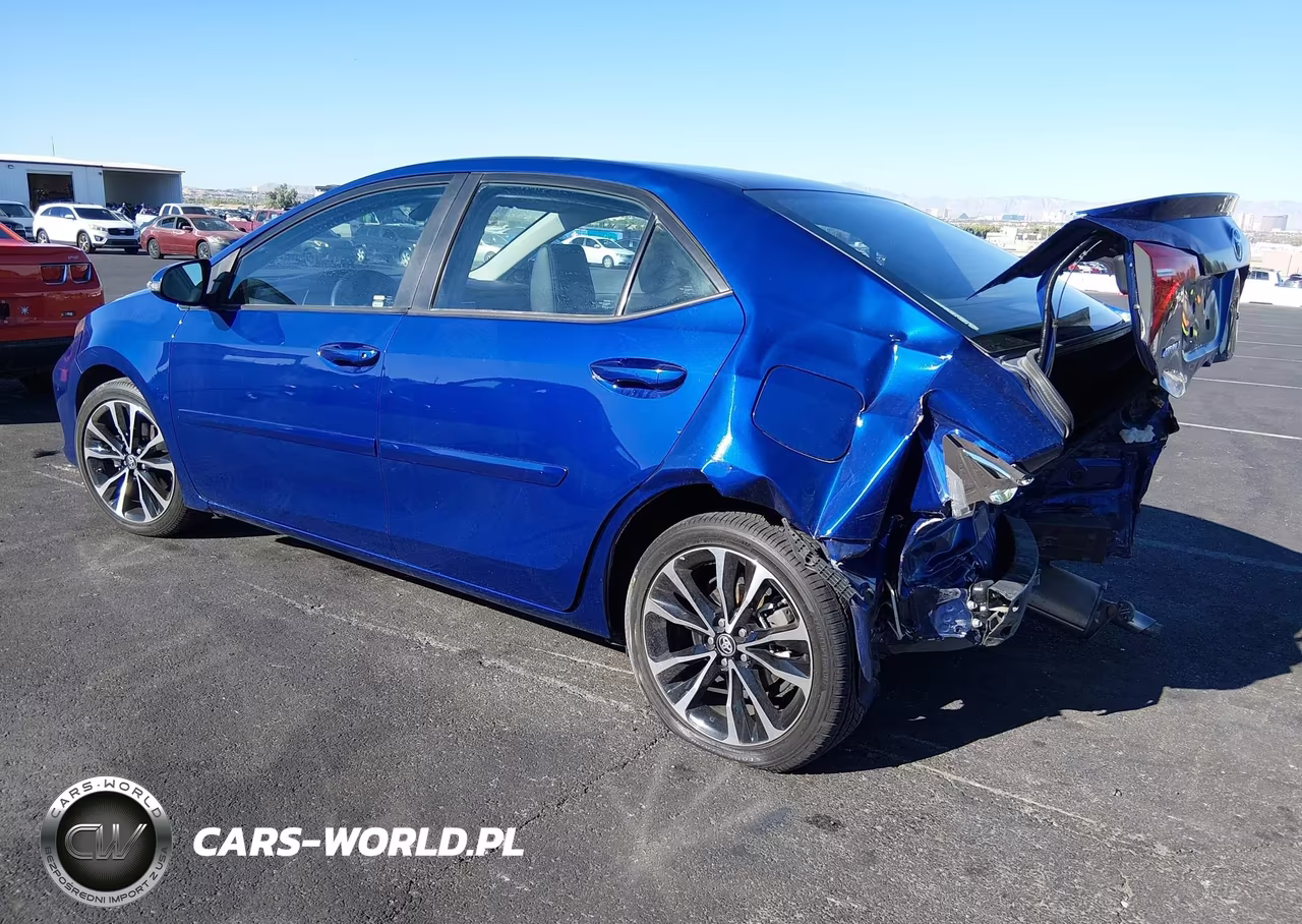 2018 Toyota Corolla Se VIN:2T1BURHE6JC038213 - 3