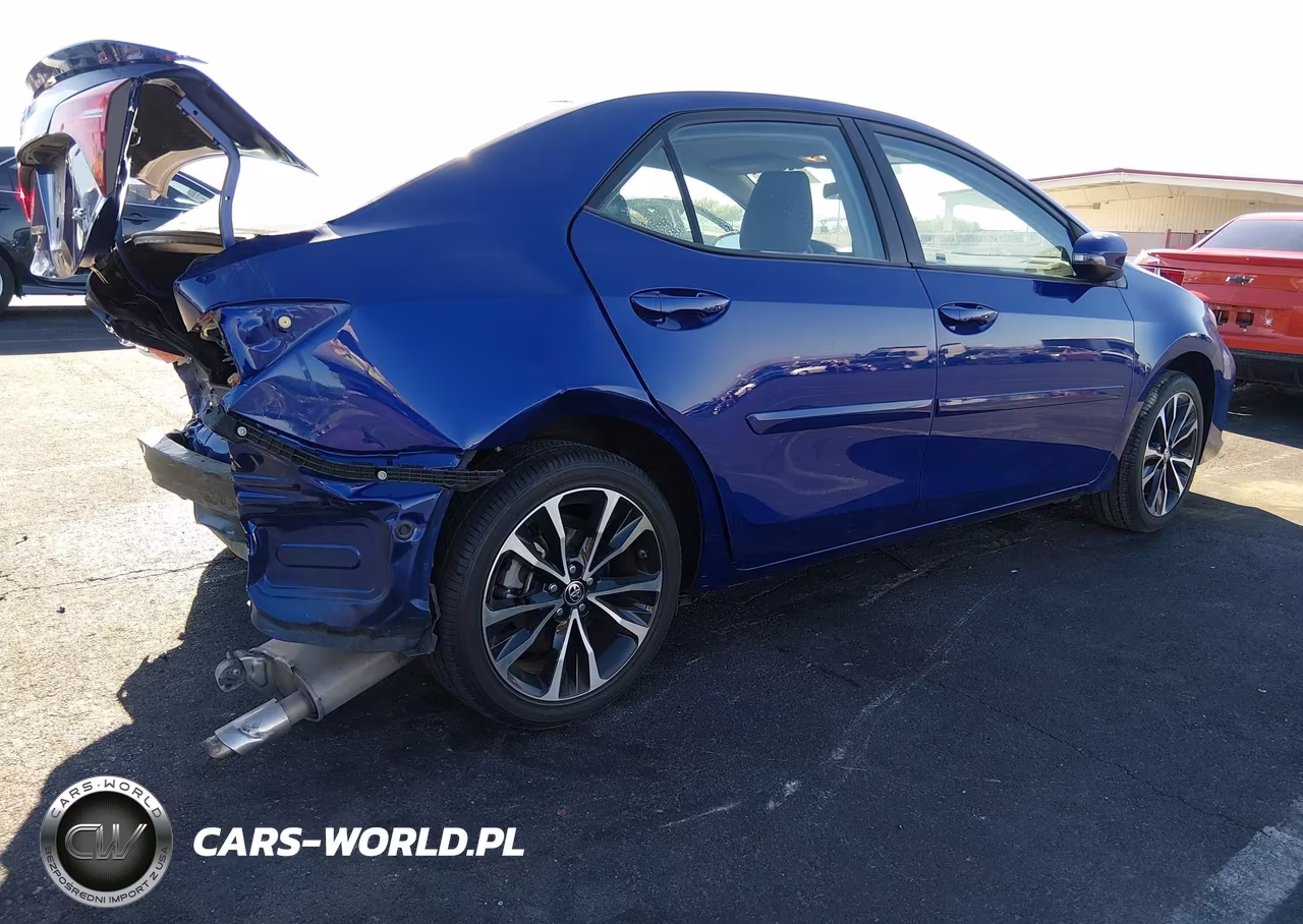 2018 Toyota Corolla Se VIN:2T1BURHE6JC038213 - 4