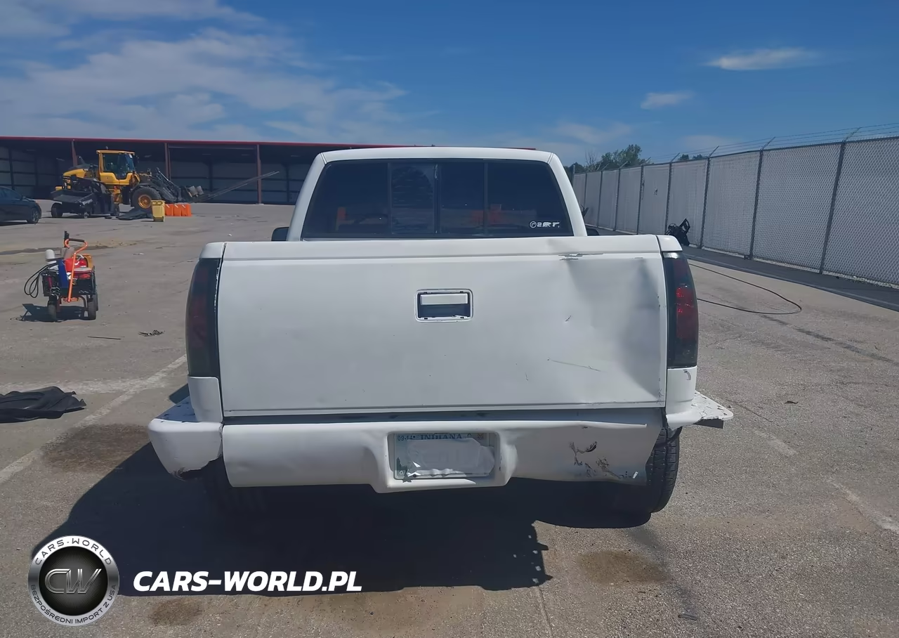1992 Chevrolet Gmt-400 C1500 VIN:1GCDC14K8NZ114910 - 16