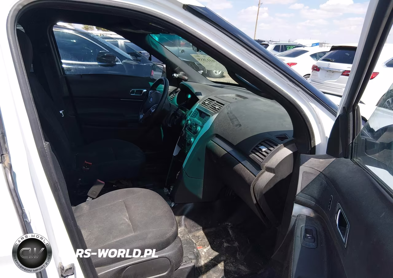 2015 Ford Utility Police Interceptor VIN:1FM5K8AR0FGC08967 - 5