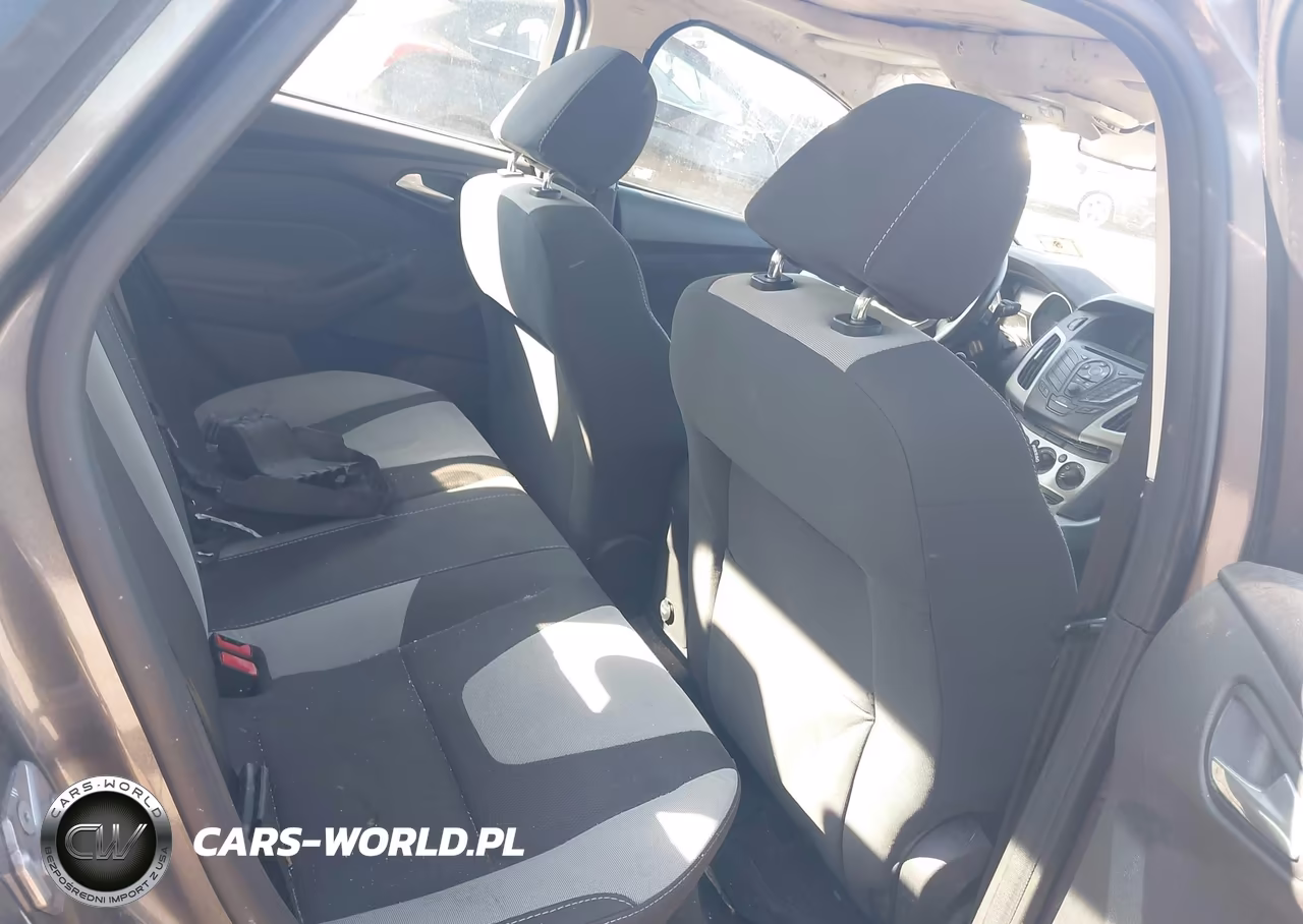 2012 Ford Focus Se VIN:1FAHP3F29CL472294 - 8