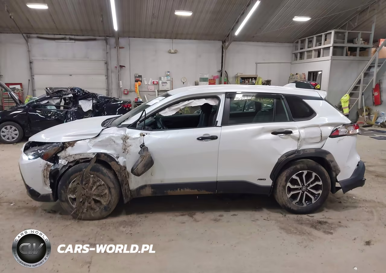 2024 Toyota Corolla Cross Hybrid S VIN:7MUFBABGXRV020289 - 14