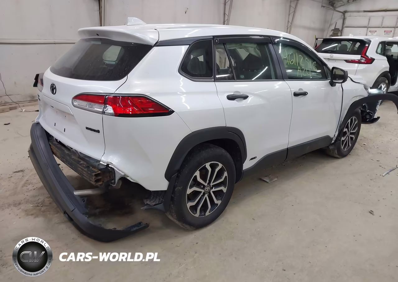 2024 Toyota Corolla Cross Hybrid S VIN:7MUFBABGXRV020289 - 4