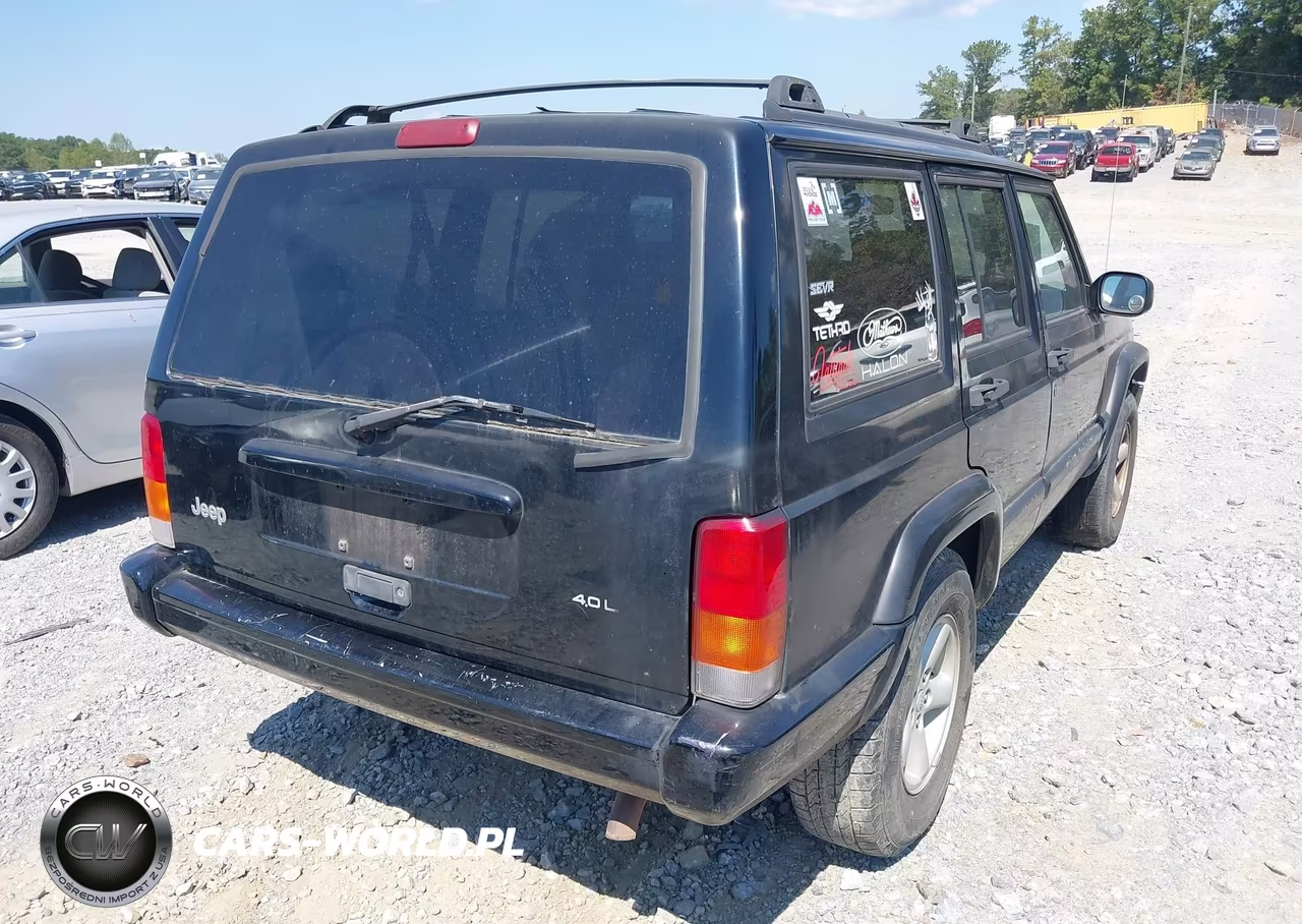 1999 Jeep Cherokee Classic-Sport VIN:1J4FT68S2XL591123 - 4