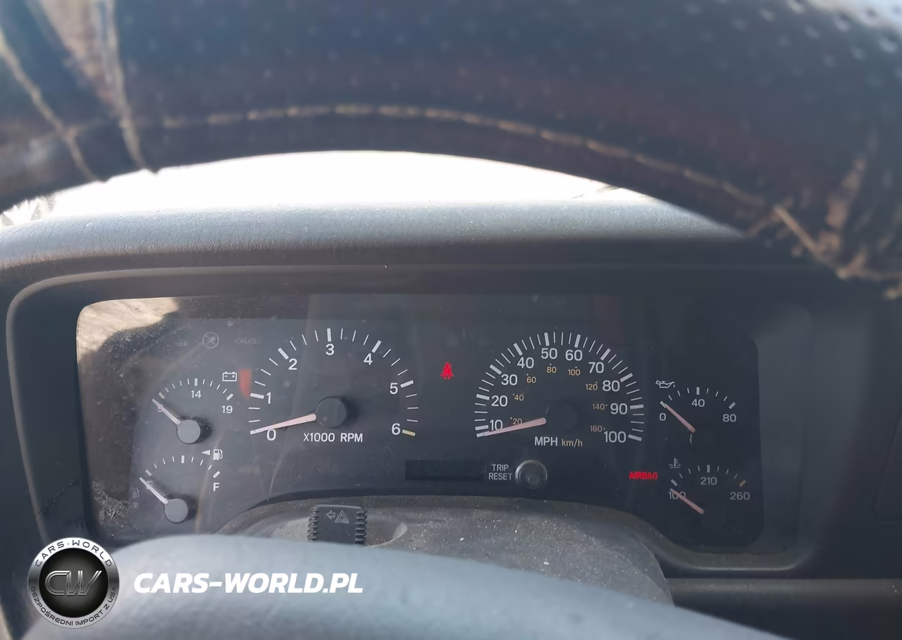1999 Jeep Cherokee Classic-Sport VIN:1J4FT68S2XL591123 - 7
