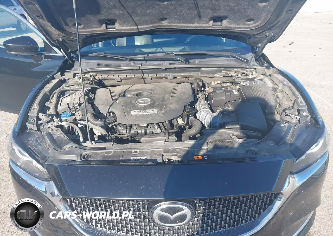 2018 Mazda Mazda6 Signature VIN:JM1GL1XY4J1304385 - 10