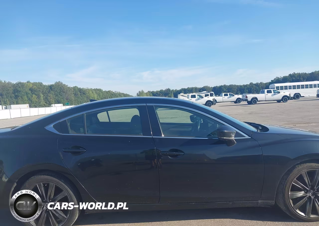 2018 Mazda Mazda6 Signature VIN:JM1GL1XY4J1304385 - 13