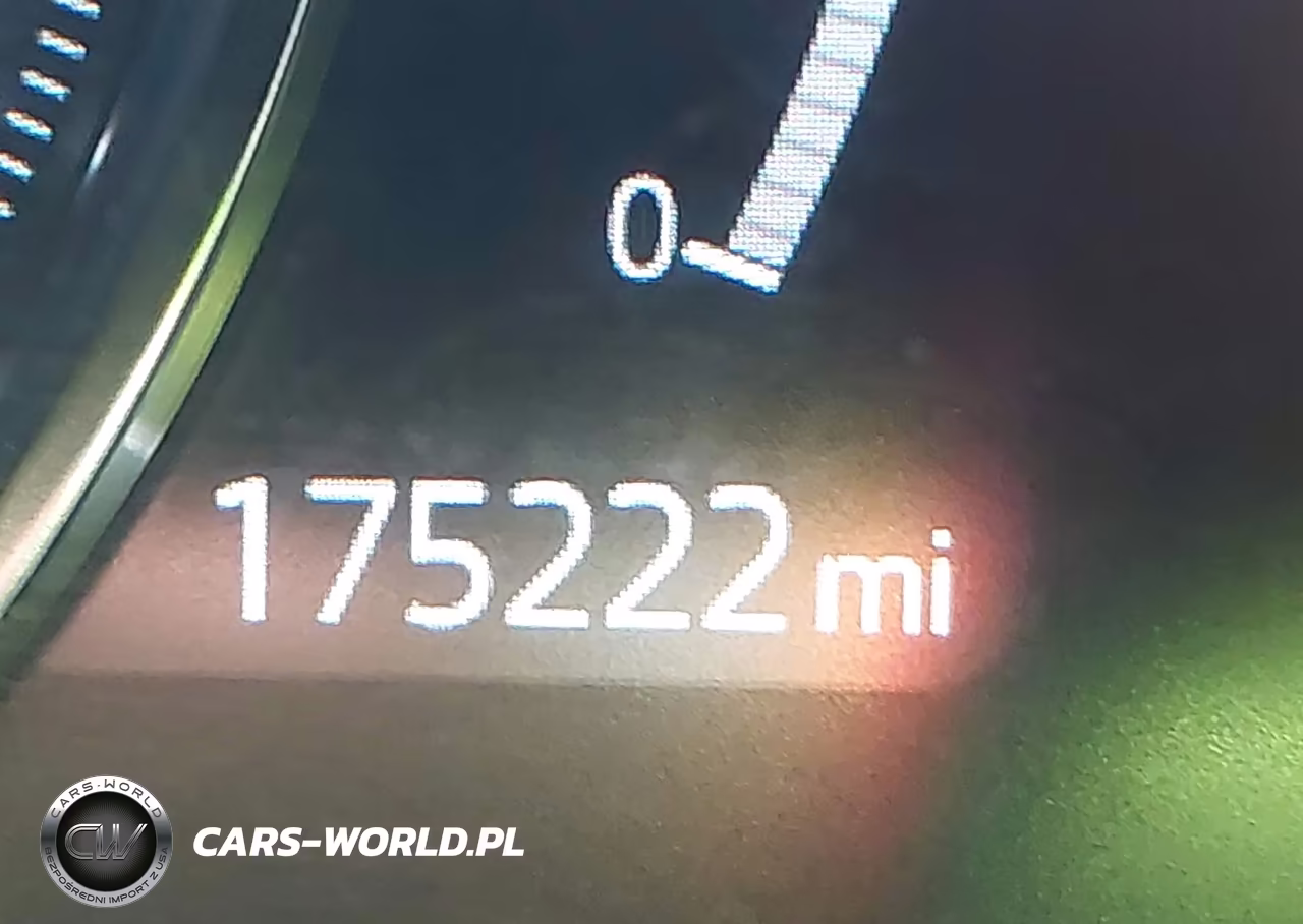 2018 Mazda Mazda6 Signature VIN:JM1GL1XY4J1304385 - 15
