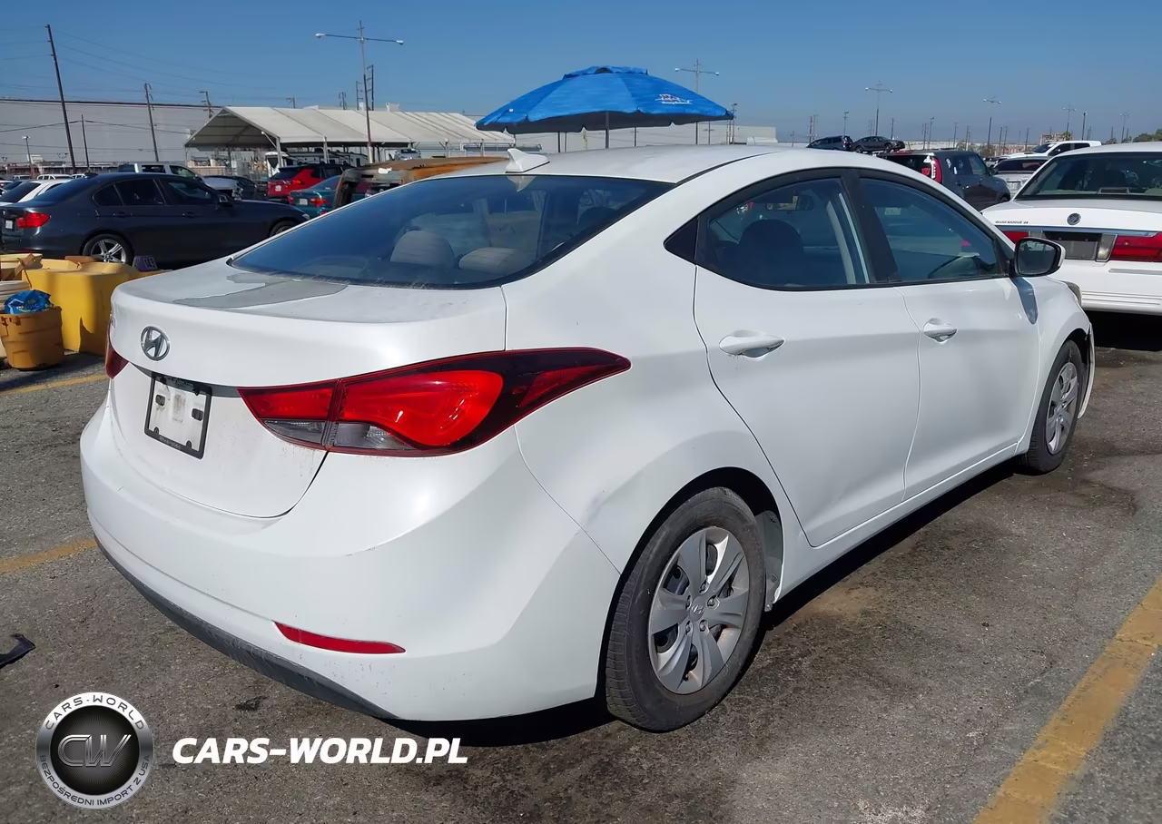 2016 Hyundai Elantra Se VIN:5NPDH4AE6GH697988 - 4