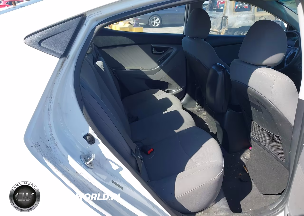 2016 Hyundai Elantra Se VIN:5NPDH4AE6GH697988 - 8